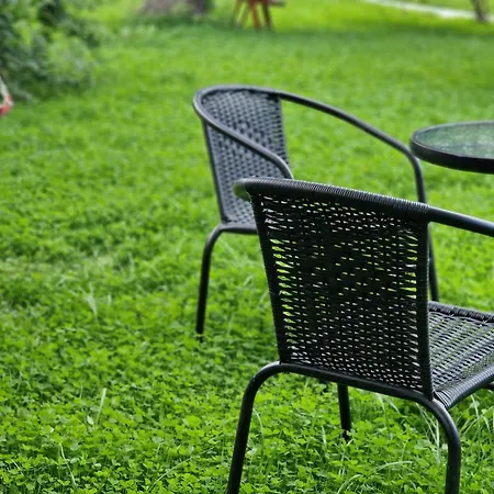 Apartamenty-dom Pod Sosna Lägenhet Gniezno