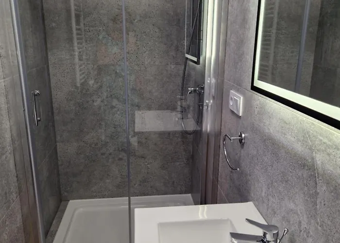 Apartamenty-dom Pod Sosna アパート グニェズノ