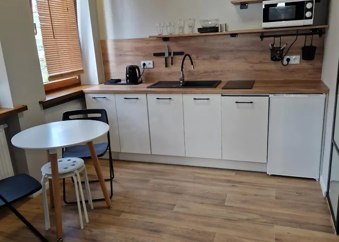 Apartamenty-dom Pod Sosna * グニェズノ