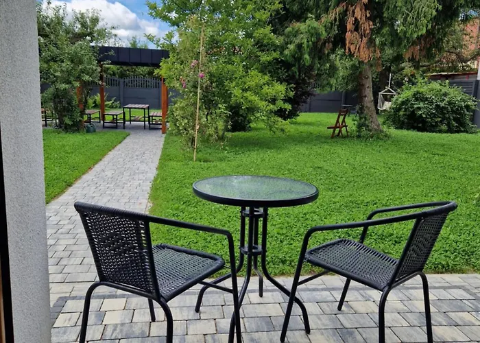 Apartamenty-dom Pod Sosna アパート グニェズノ