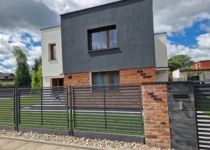 Apartamenty-dom Pod Sosna アパート